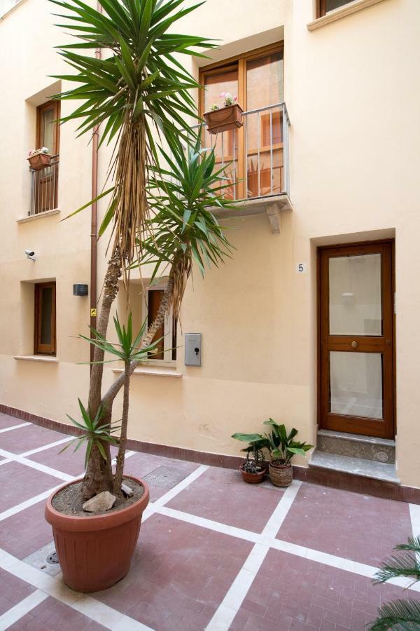 Macaria Apartments Trapani Exterior photo